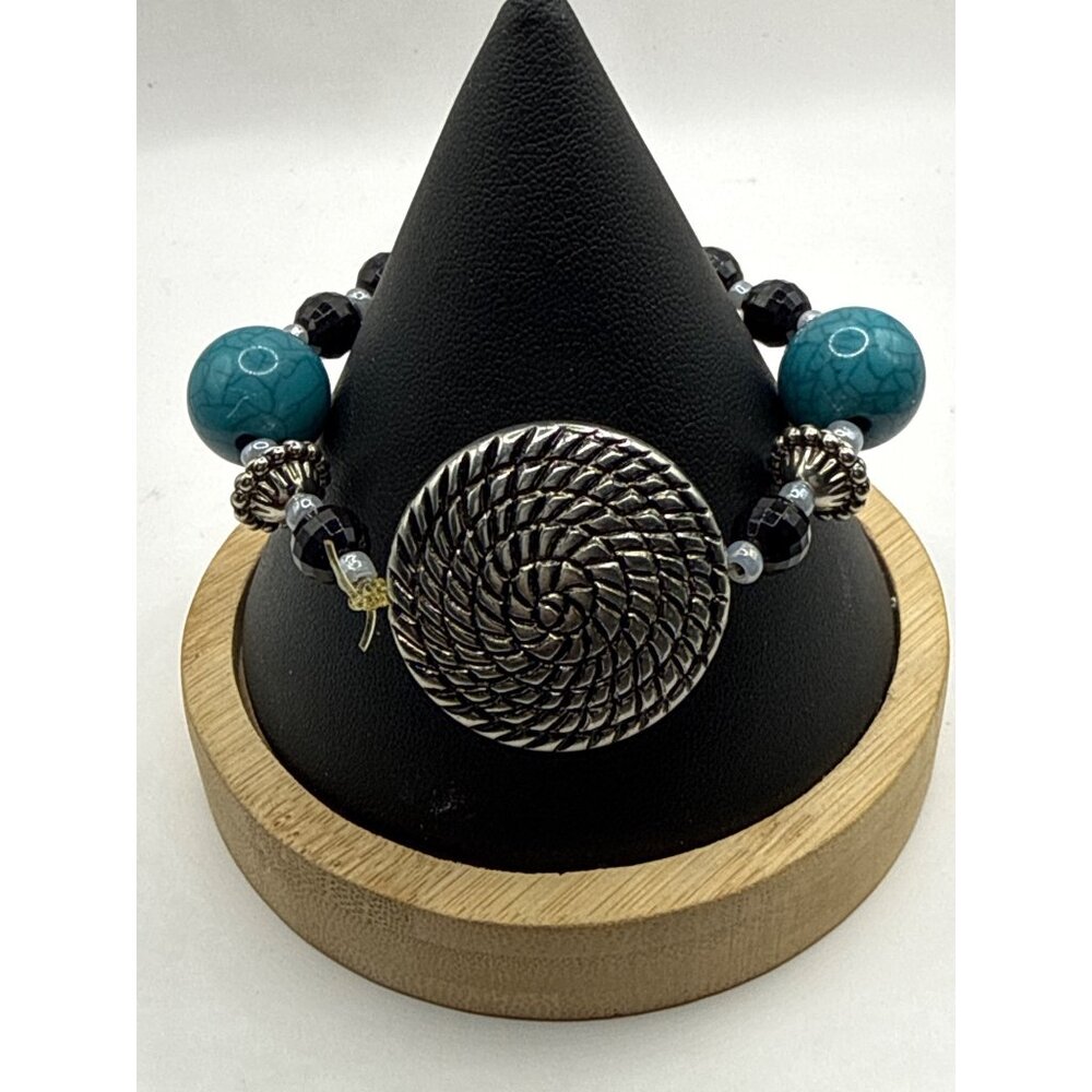 Boho Faux Turquoise Black Onyx Beaded Bracelet Silver Spiral Medallion Statement